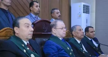 المستشار حماده الصاوى وهيئة المحكمة