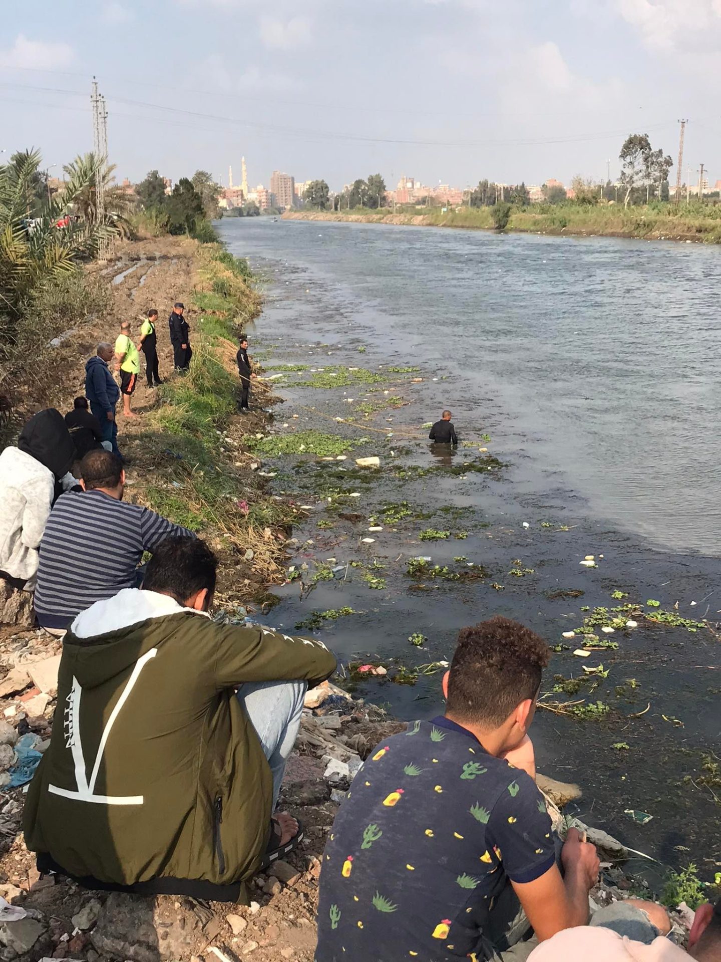 إنشالله جثمان طفل من مياه نهر النيل