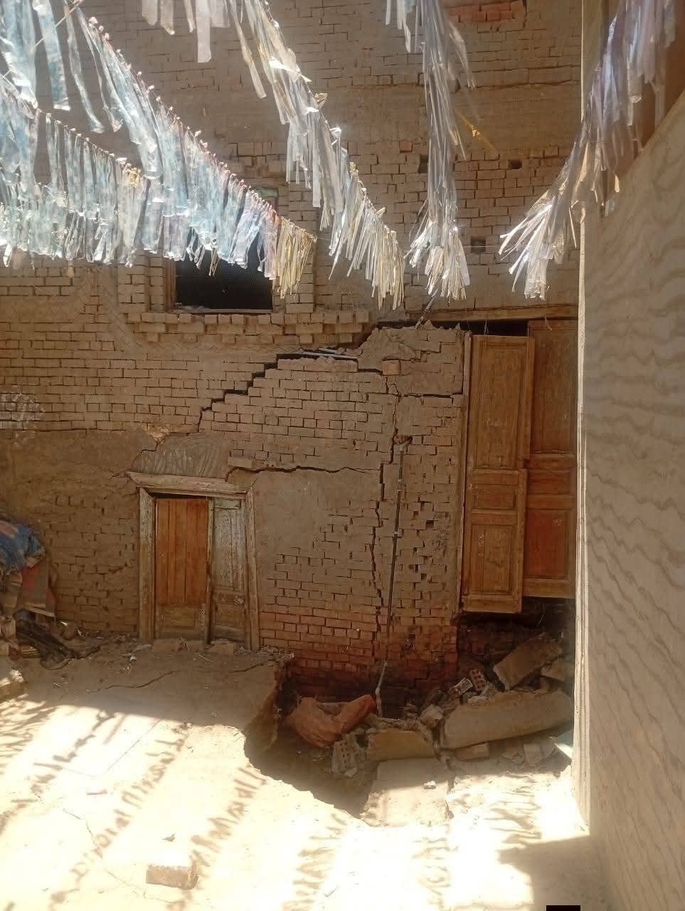 إنهيار جزئي بأحد العقارات السكنية بالمنوفية