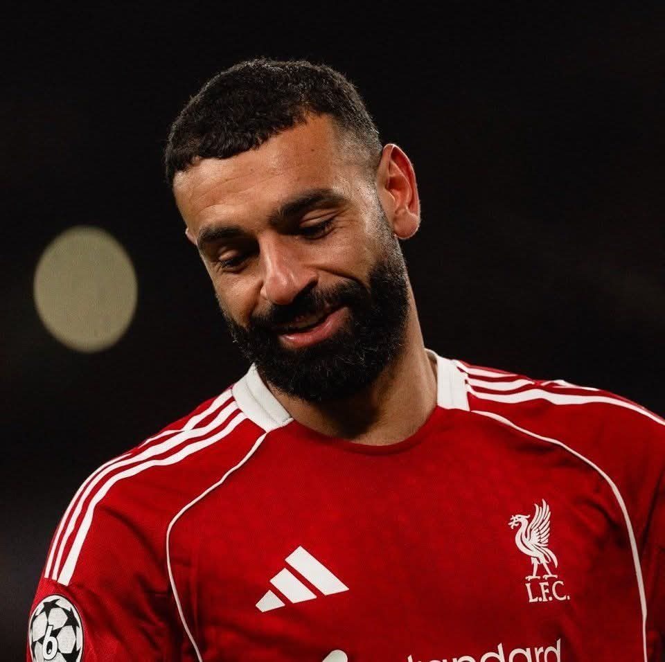 تقارير إنجليزية تكشف سبب رحيل محمد صلاح عن ليفربول