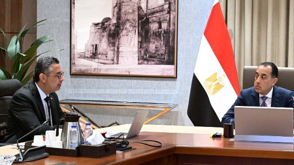 رئيس مجلس الوزراء