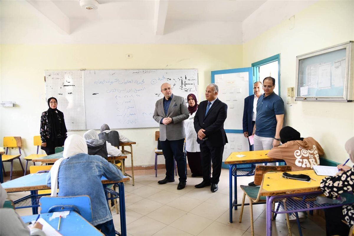 امتحانات الشهادة الإعدادية