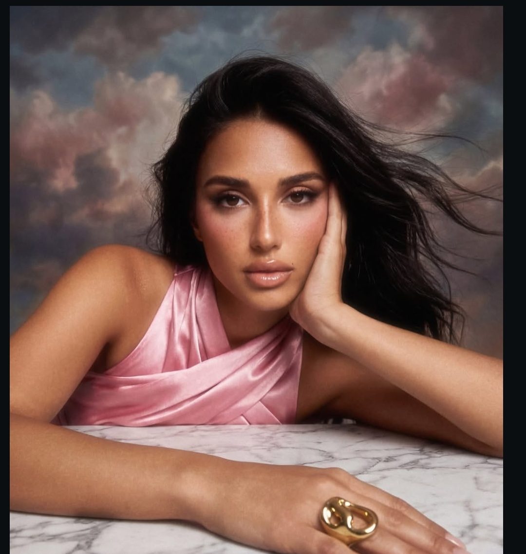 الفنانة آية سماحة