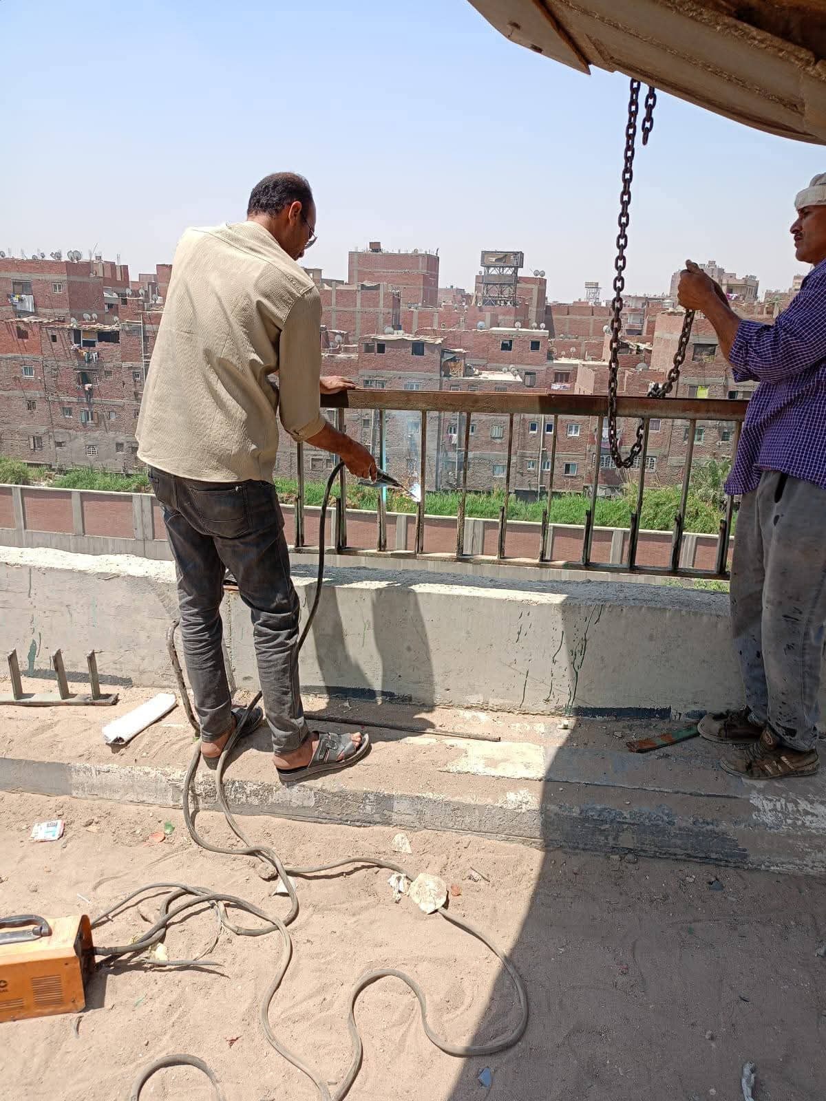 تركيب الأسوار