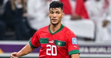 اللاعب أشرف داري