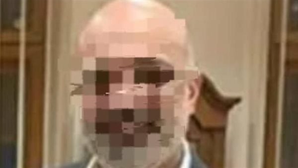 الطبيب المزيف