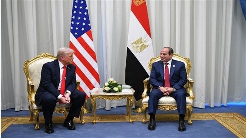 الرئيس عبد الفتاح السيسي ونظيره الأمريكي