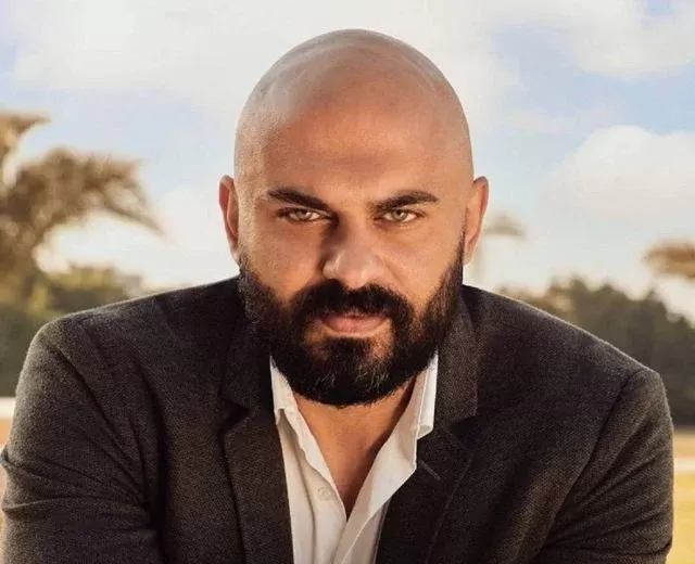 الفنان