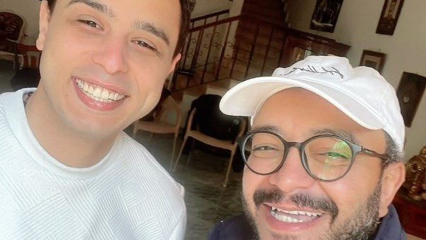 حسام داغر يرافق جنازة كريم عبد العليم إلى طنطا.. خاص