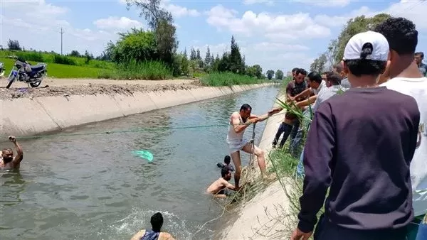 حادث انقلاب تروسيكل داخل ترعة