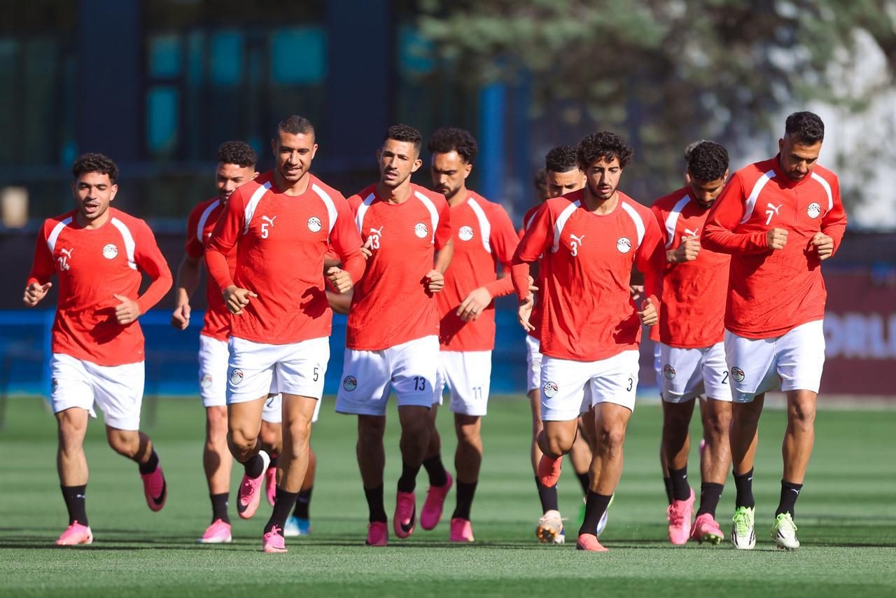 4 فراعنة في التشكيل المثالي لـ"هوسكورد".. صلاح ومرموش يقودان مصر بعد اكتساح نيوزيلندا
