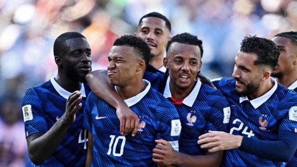 فرنسا تكتسح النرويج 3-1 في الشوط الأول.. وهاتريك لديمبيلي يشعل المونديال