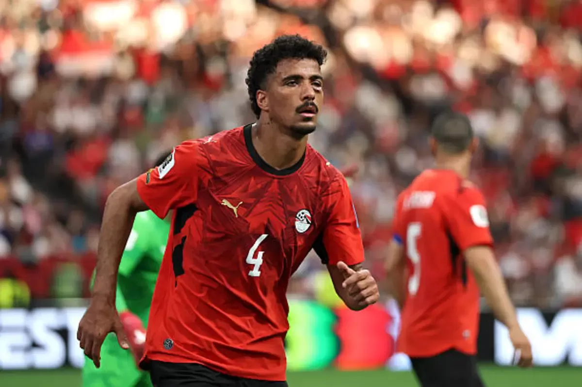 حسام عبد المجيد جاهز لمواجهة أستراليا.. وحسام حسن يهنئ الجماهير بتأهل الفراعنة لدور الـ32