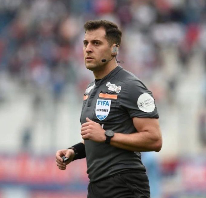 الأوروجوياني جوستافو تيخيرا حكماً لمباراة مصر وأستراليا في مونديال 2026