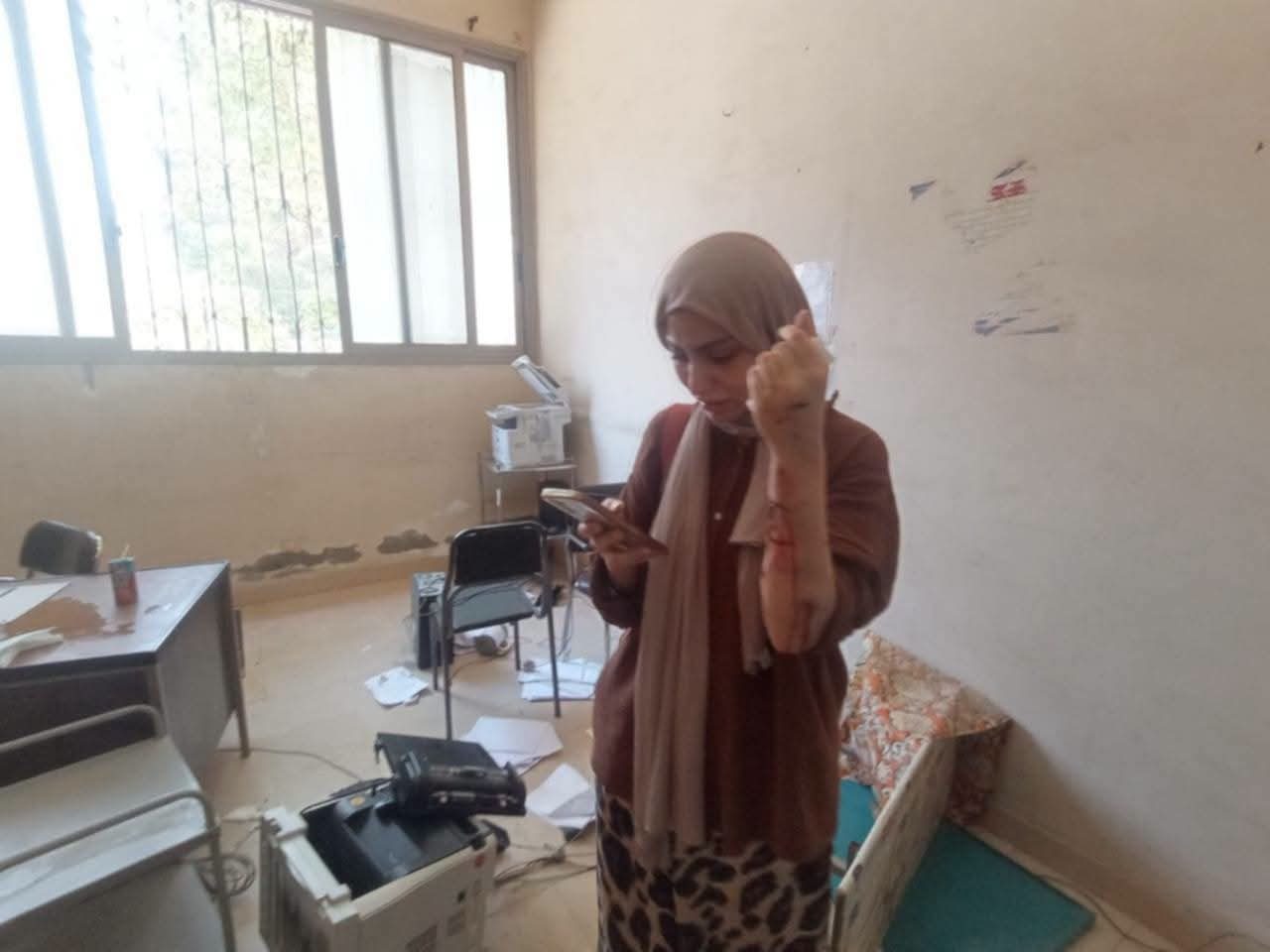 الطبيبة