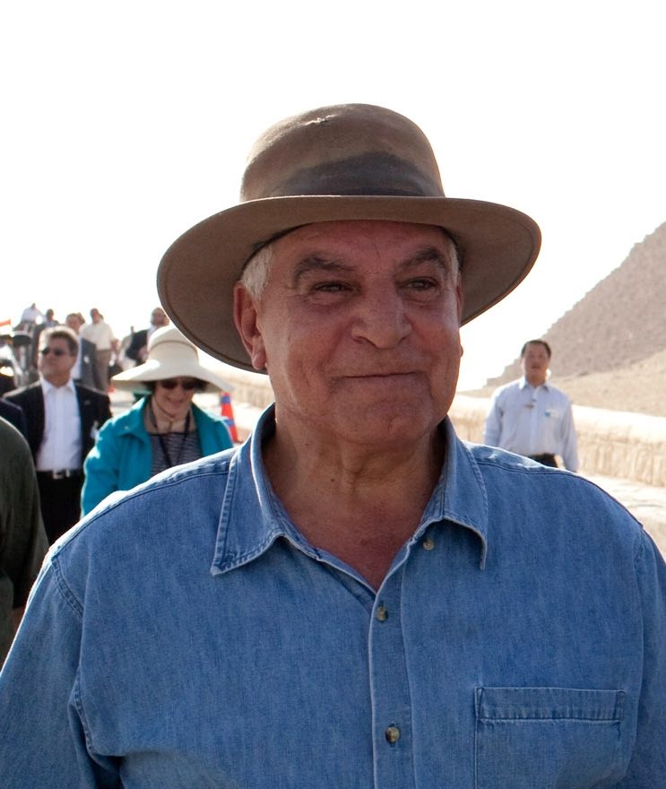 زاهي حواس