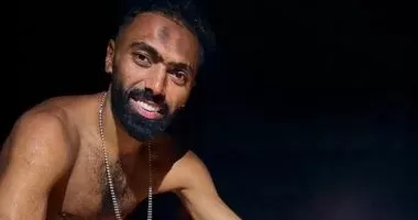 الشحات يقضي إجازته بالشواء واليخت.. ويعود للأهلي الاثنين استعداداً للموسم الجديد
