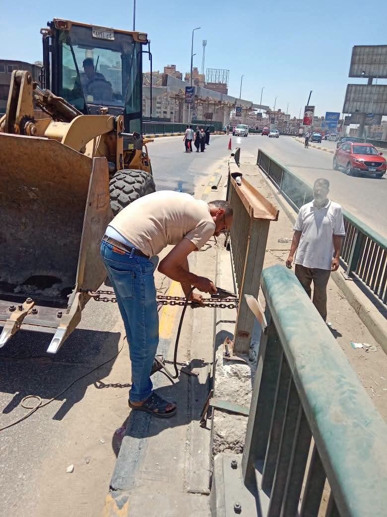 أعمال رفع كفاءة المحاور والطرق