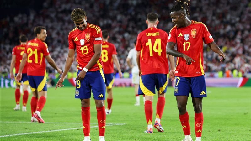 رسمياً.. تشكيل إسبانيا لمواجهة البرتغال في ثمن نهائي كأس العالم