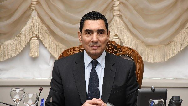 جوهر نبيل، وزير الشباب والرياضة