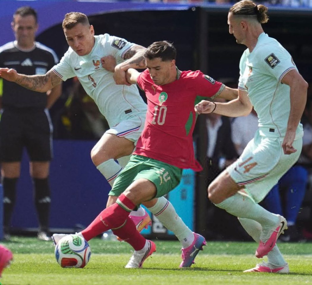 تعادل سلبي مثير بين المغرب وفرنسا في الشوط الأول من ربع نهائي كأس العالم