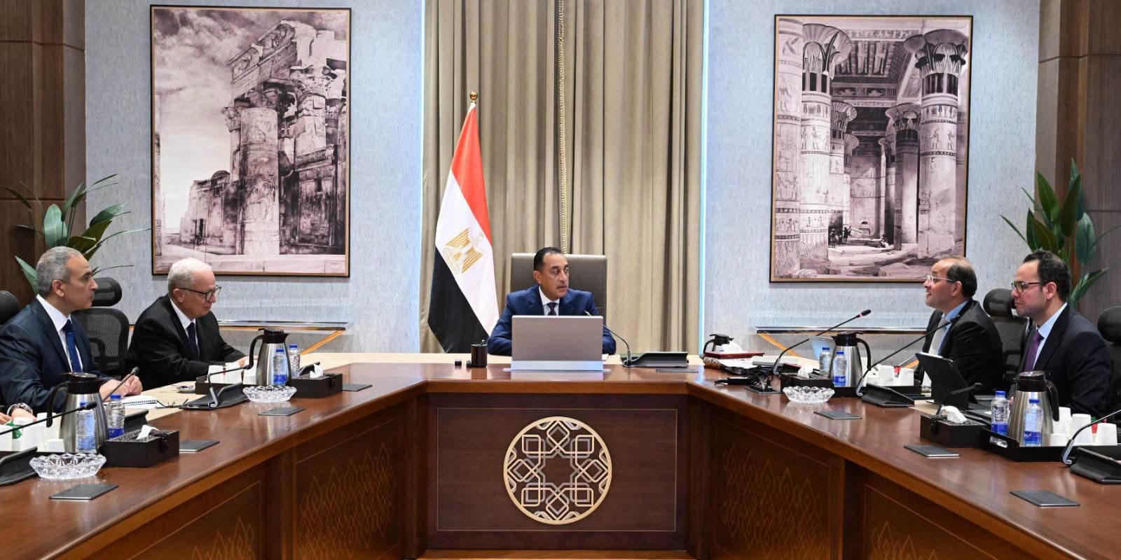 مدبولي يستعرض الحزمة الثانية من التسهيلات الضريبية لتعزيز الشراكة مع مجتمع الأعمال وجذب الاستثمارات