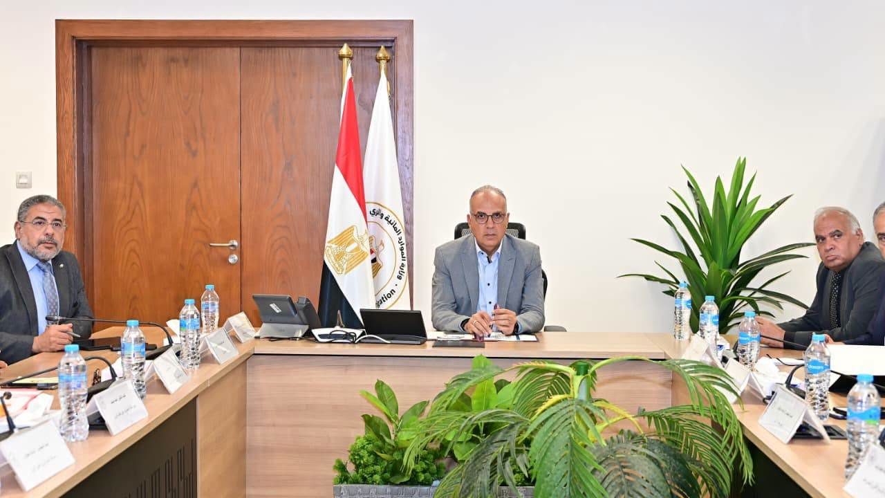 وزير الري
