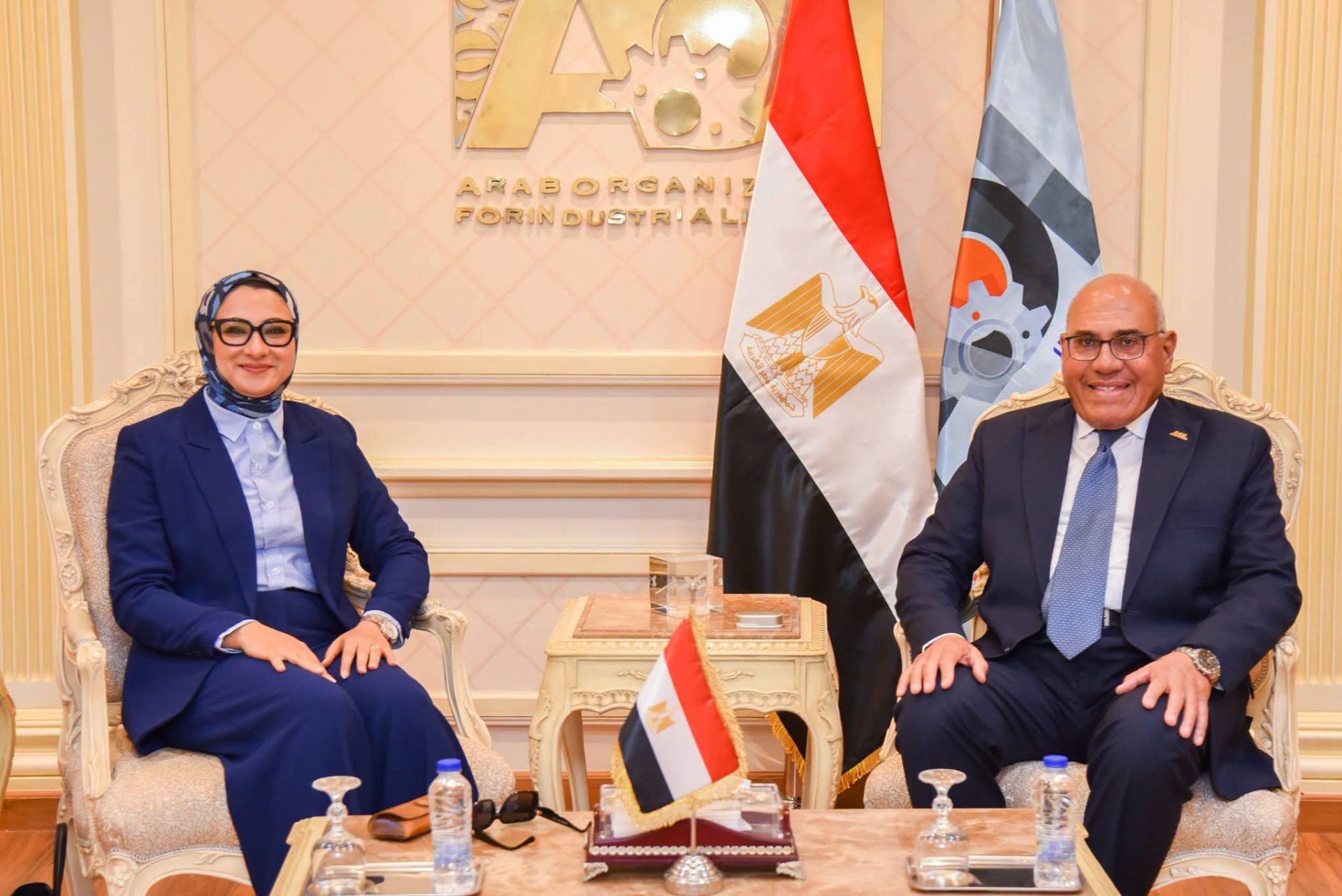 محافظ الوادي الجديد