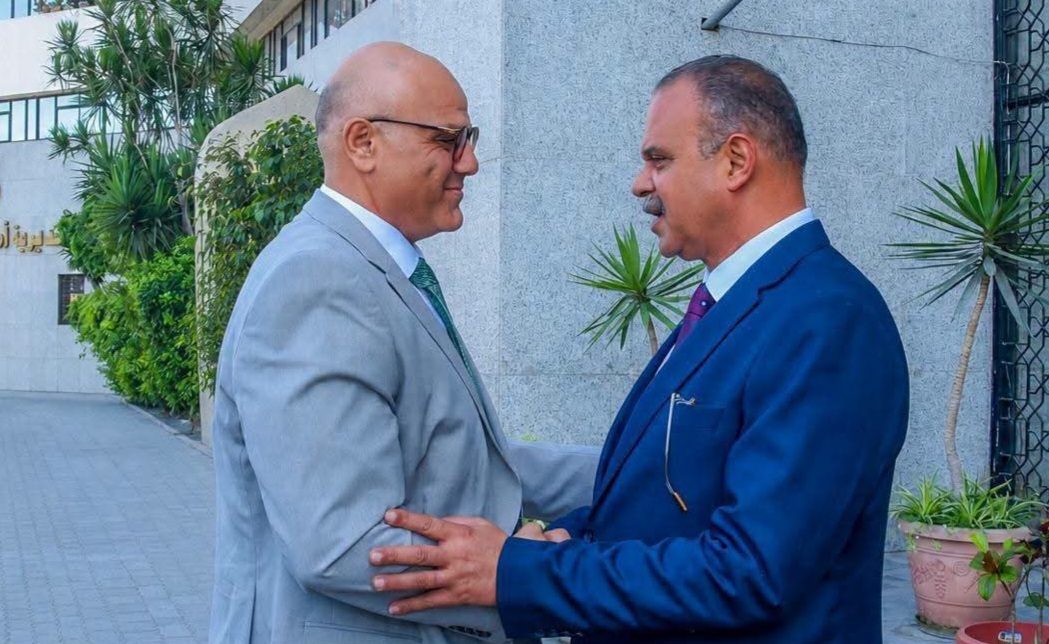 اللقاء