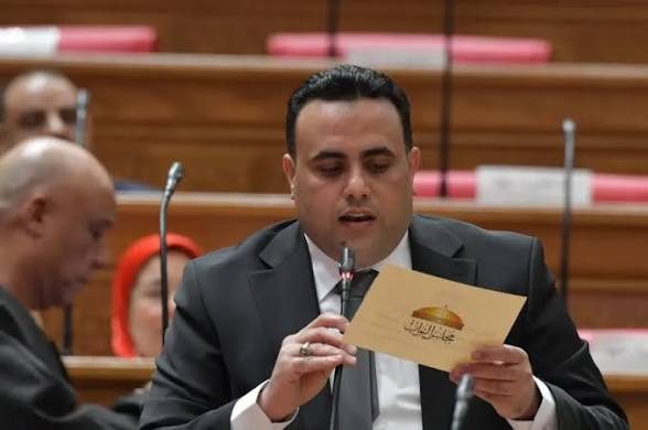 النائب مصطفي مزيرق