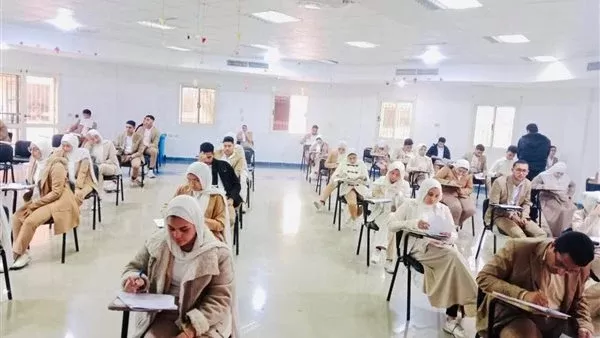 لجنة امتحانية