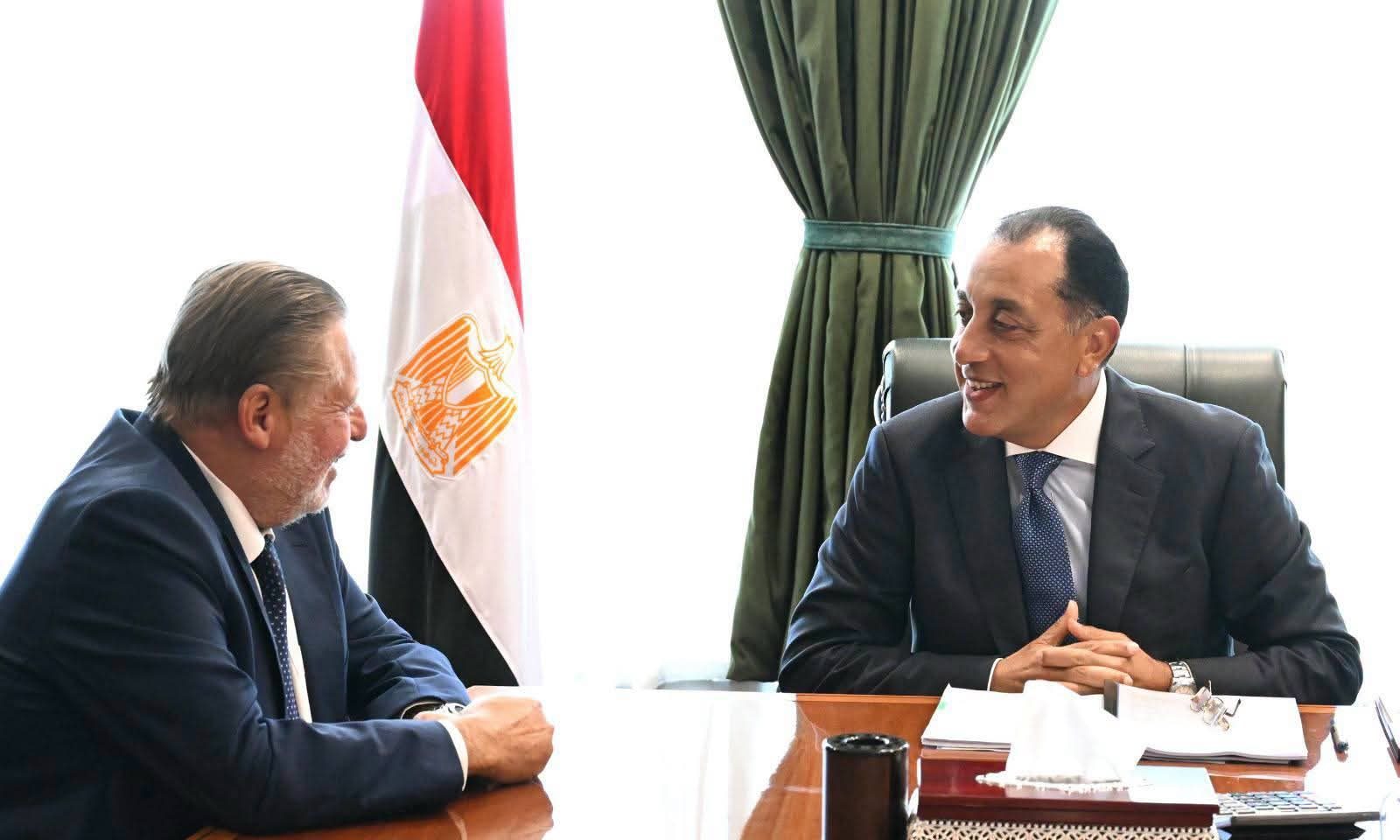الهوية المالية الرقمية ..مدبولي ومحافظ البنك المركزي يبحثان خفض التضخم وزيادة التدفقات الدولارية