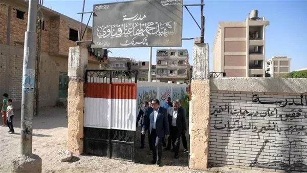 أثناء جولة محافظ قنا