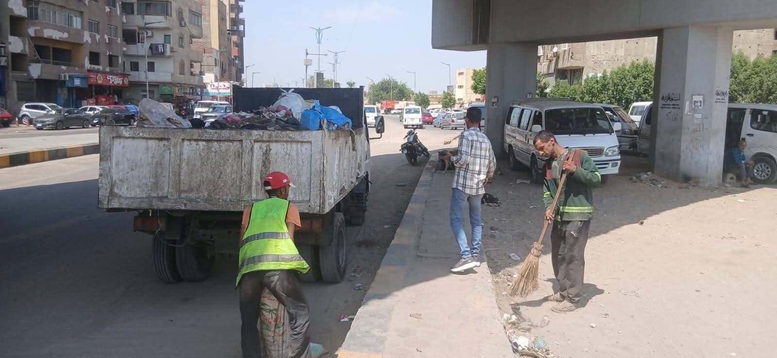 جولة ميدانية لمحافظ الجيزة بأحياء الهرم والعمرانية والطالبية وجنوب الجيزة لمتابعة جاهزية الطرق والخدمات