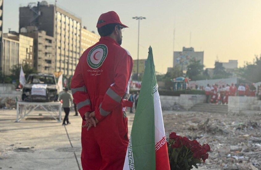 إيران