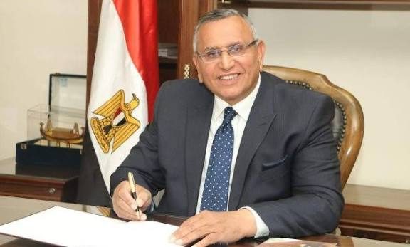 الدكتور عبد السند يمامة