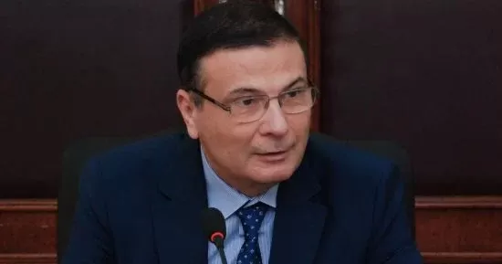 وزير الزراعة يؤكد أهمية التكامل مع "الري" ومؤسسات الدولة لبناء القرارات على قاعدة بيانات موحدة