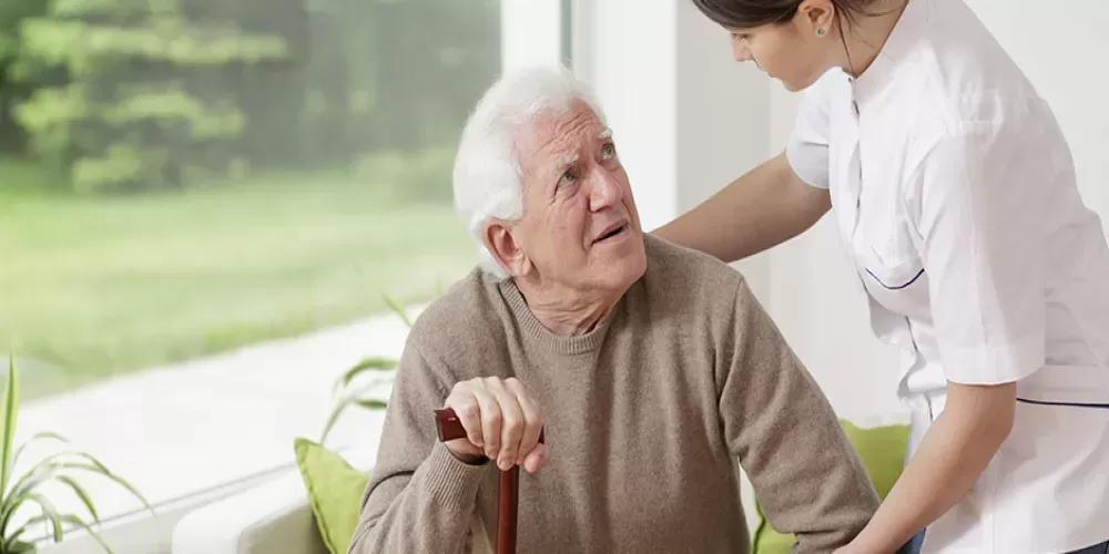 بمناسبة اليوم العالمي للمسنين.. الداخلية تفتح مستشفياتها مجانًا لتوقيع الكشف الطبي على كبار السن خلال أكتوبر المقبل