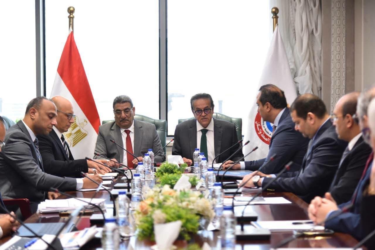 خالد عبد الغفار: خطة متكاملة لتغطية 50% من المصريين بالتأمين الصحي الشامل بحلول 2030