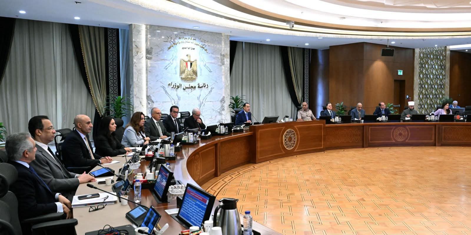 مد مهلة التصالح وتقنين الأراضي وطرح أراضٍ ووحدات سكنية جديدة.. ننشر القرارات الكاملة لاجتماع مجلس الوزراء بالعاصمة الإدارية