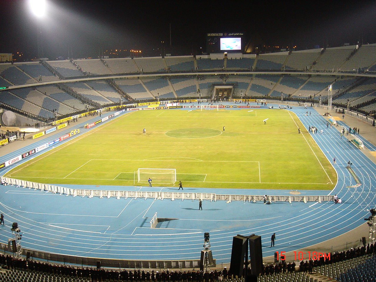 تعليمات دخول الجمهور وقائمة المحظورات في قمة الأهلي والزمالك باستاد القاهرة