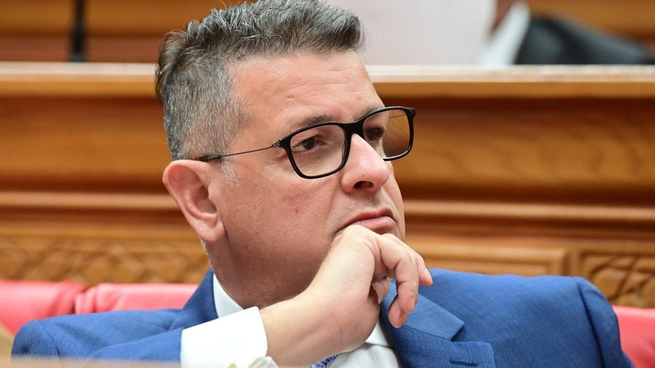 النائب طارق رضوان