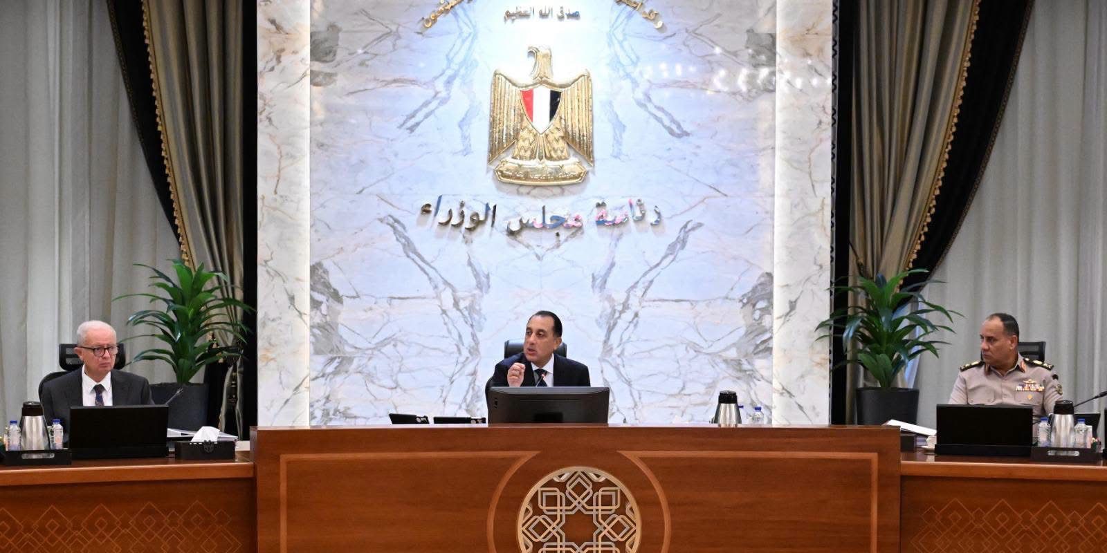 رئيس الوزراء يترأس الاجتماع الأسبوعي للحكومة