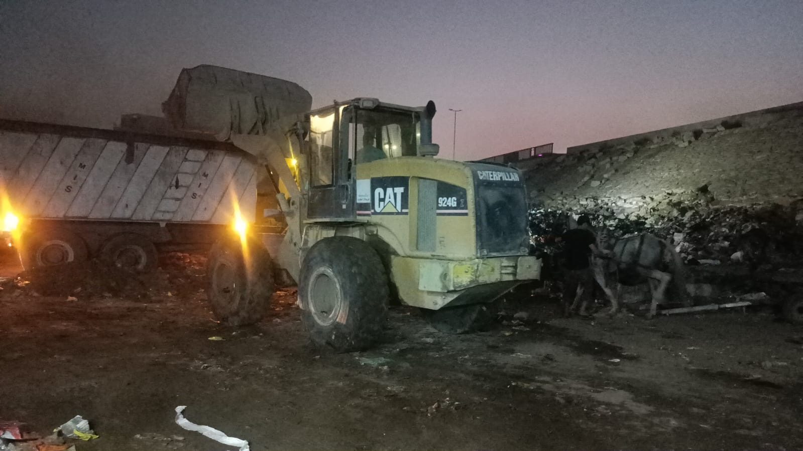 رفع 1200طن مخلفات الرتش بجوار حرم الدائري حي بولاق الدكرور