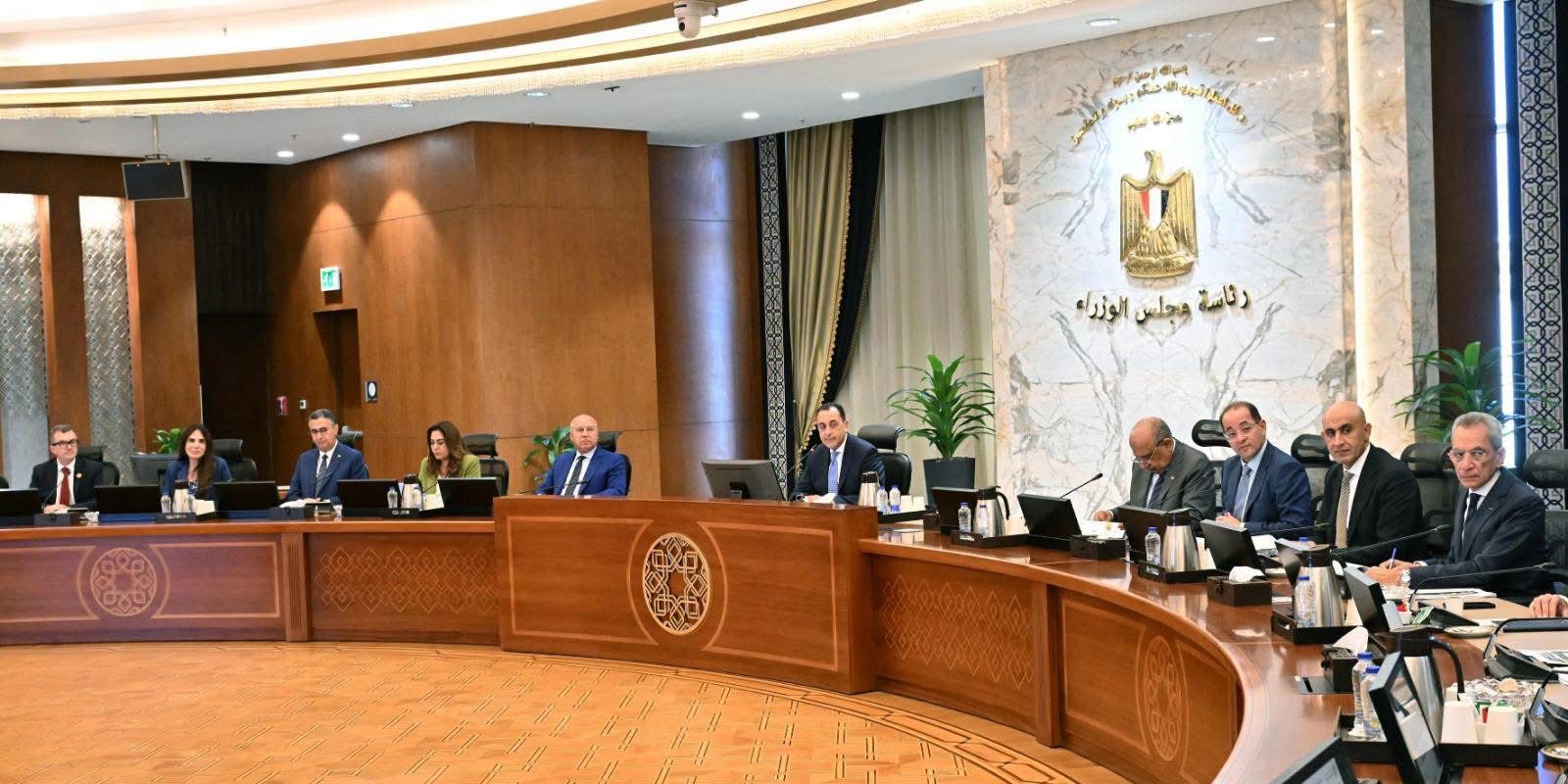 اللجنة العليا لشؤون المشاركة توافق على إدراج وطرح مشروعات كبرى للتحلية والصرف الصناعي والكهرباء والتموين