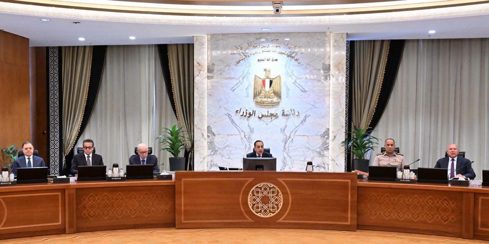 مجلس الوزراء يقر توصيات لجنة مواجهة مخاطر شبكات التواصل الاجتماعي وتعديلات قانونية للسلامة الرقمية